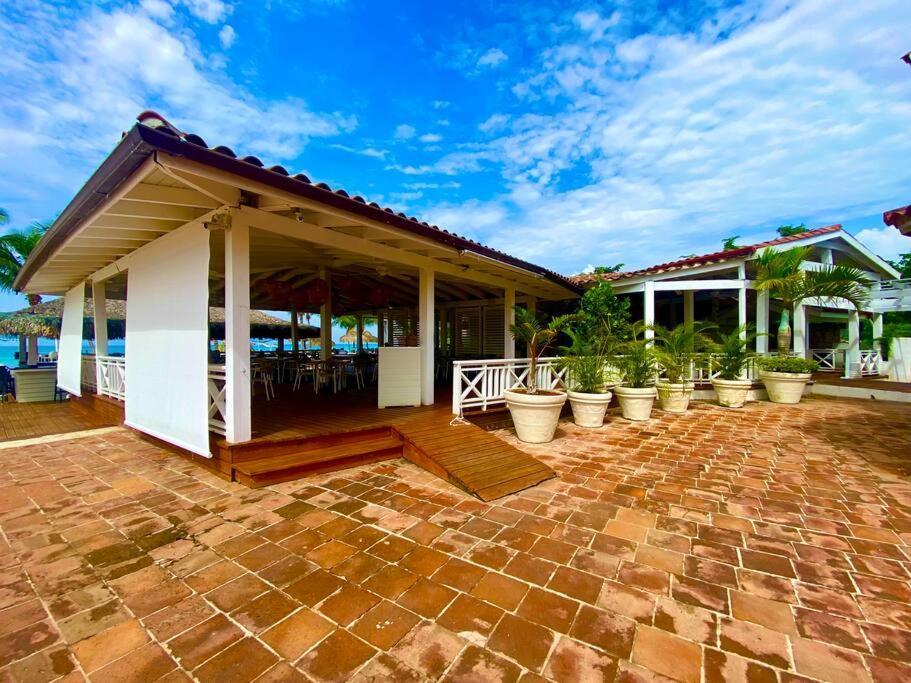 בייהיבה Paradise Suite Cadaques מראה חיצוני תמונה